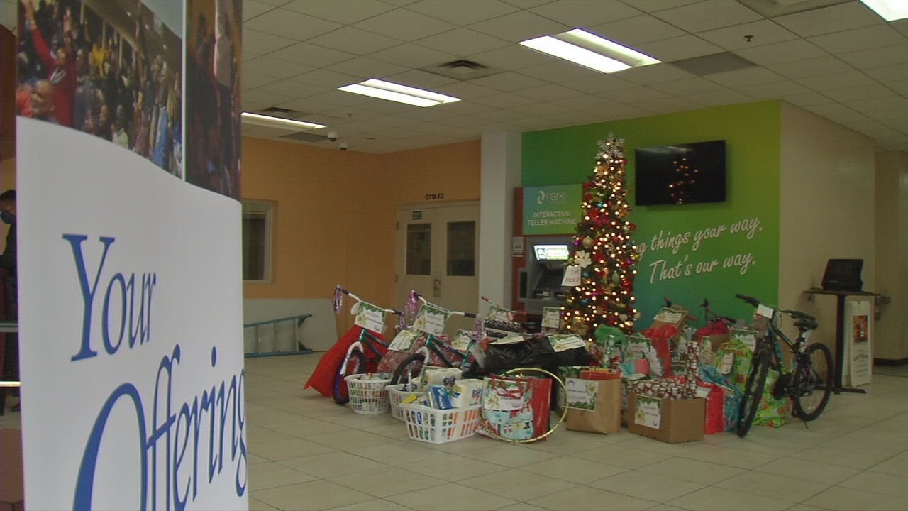 Members of St. Stephen Church spread holiday cheer to families in need